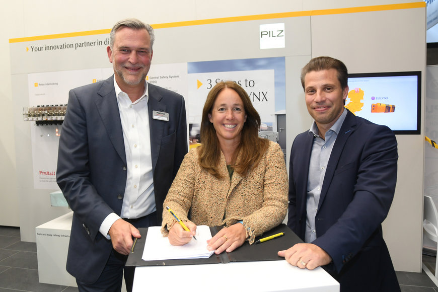 The Pilz Group and Pintsch GmbH enter into a development partnership - Strong partners for safe, digital rail